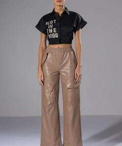 ALWAYS WINNING FAUX LEATHER CARGO PANTS IN BEIGE 12 ALWAYS WINNING FAUX LEATHER CARGO PANTS IN BEIGE -AKIRA pant-shop always winning faux leather cargo pants in beige beige 3 3