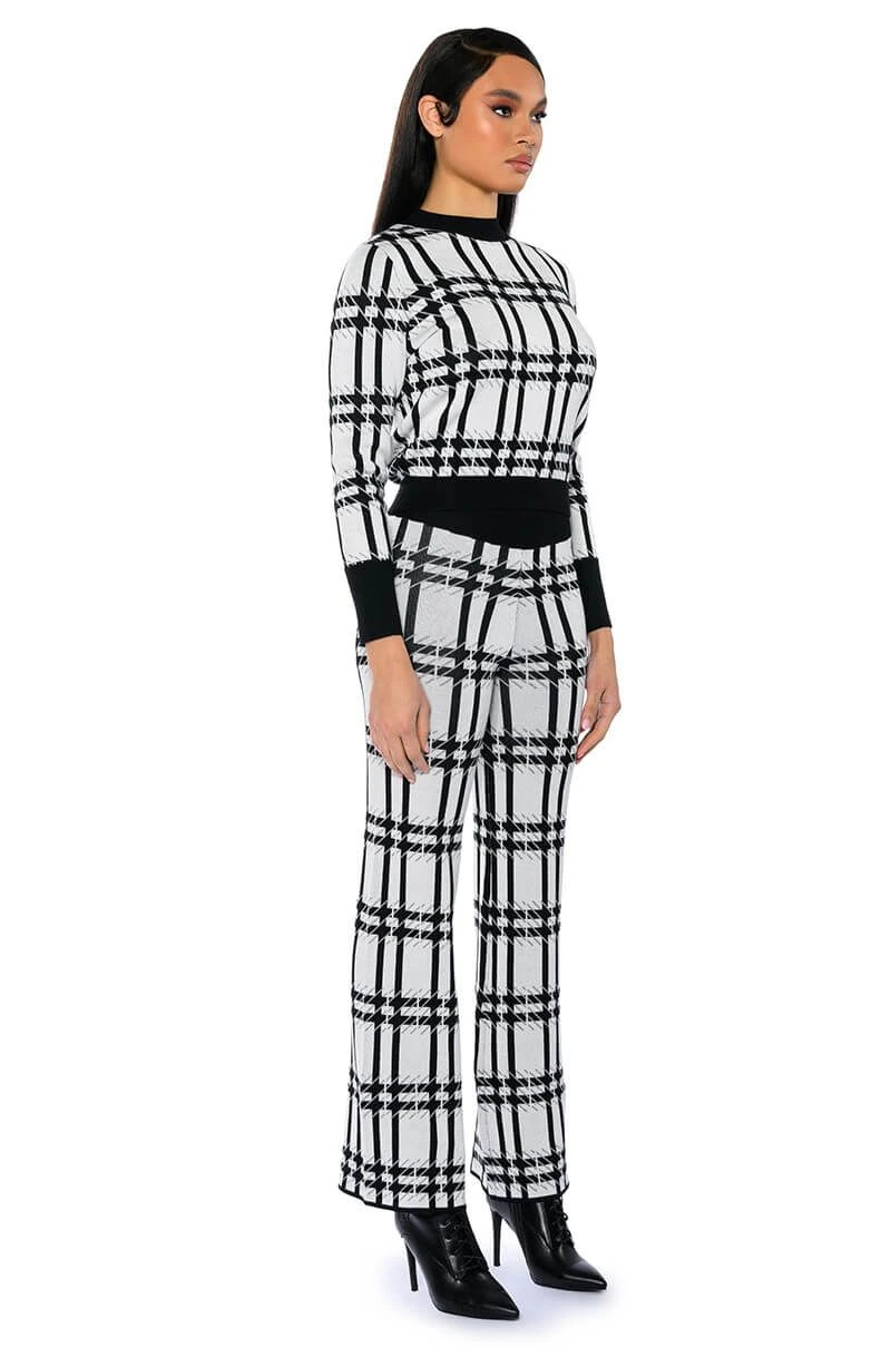 ASPEN VACAY SWEATER PANT - Image 4