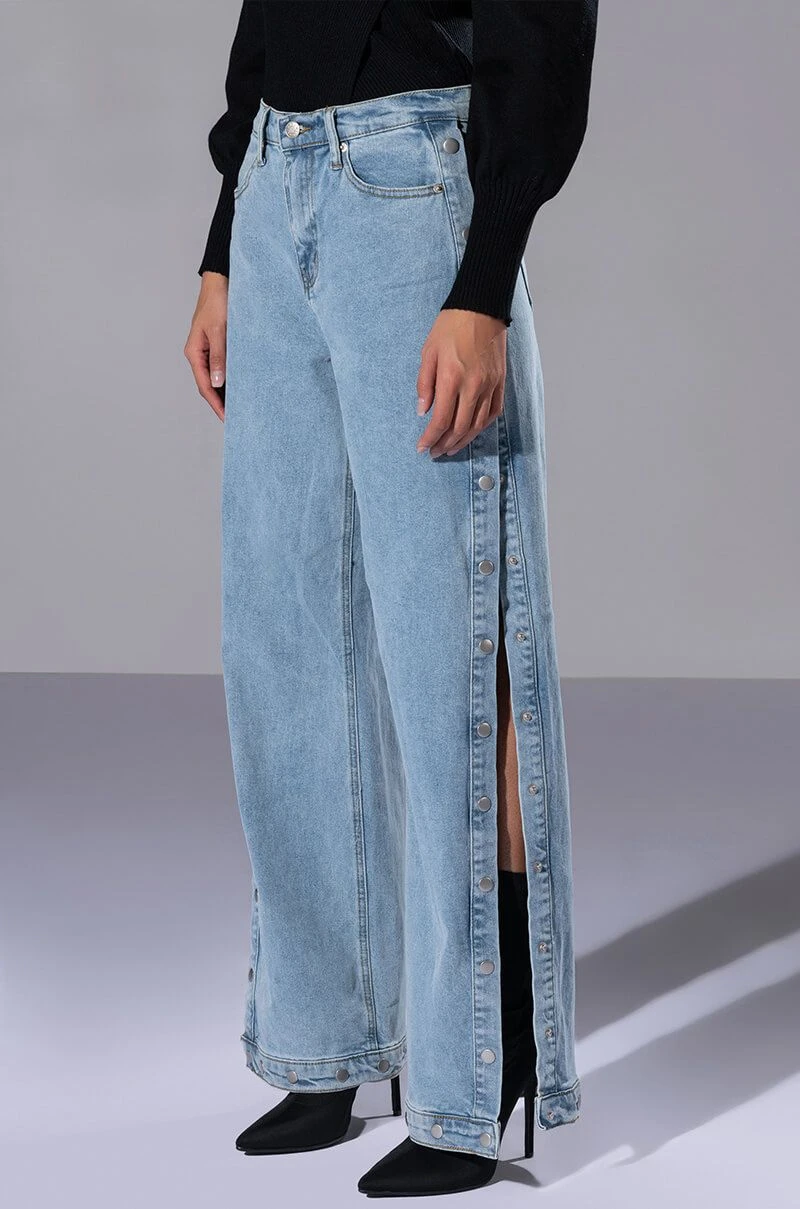 BLESSED MESS SIDE SNAP HIGH RISE JEANS 3 BLESSED MESS SIDE SNAP HIGH RISE JEANS
