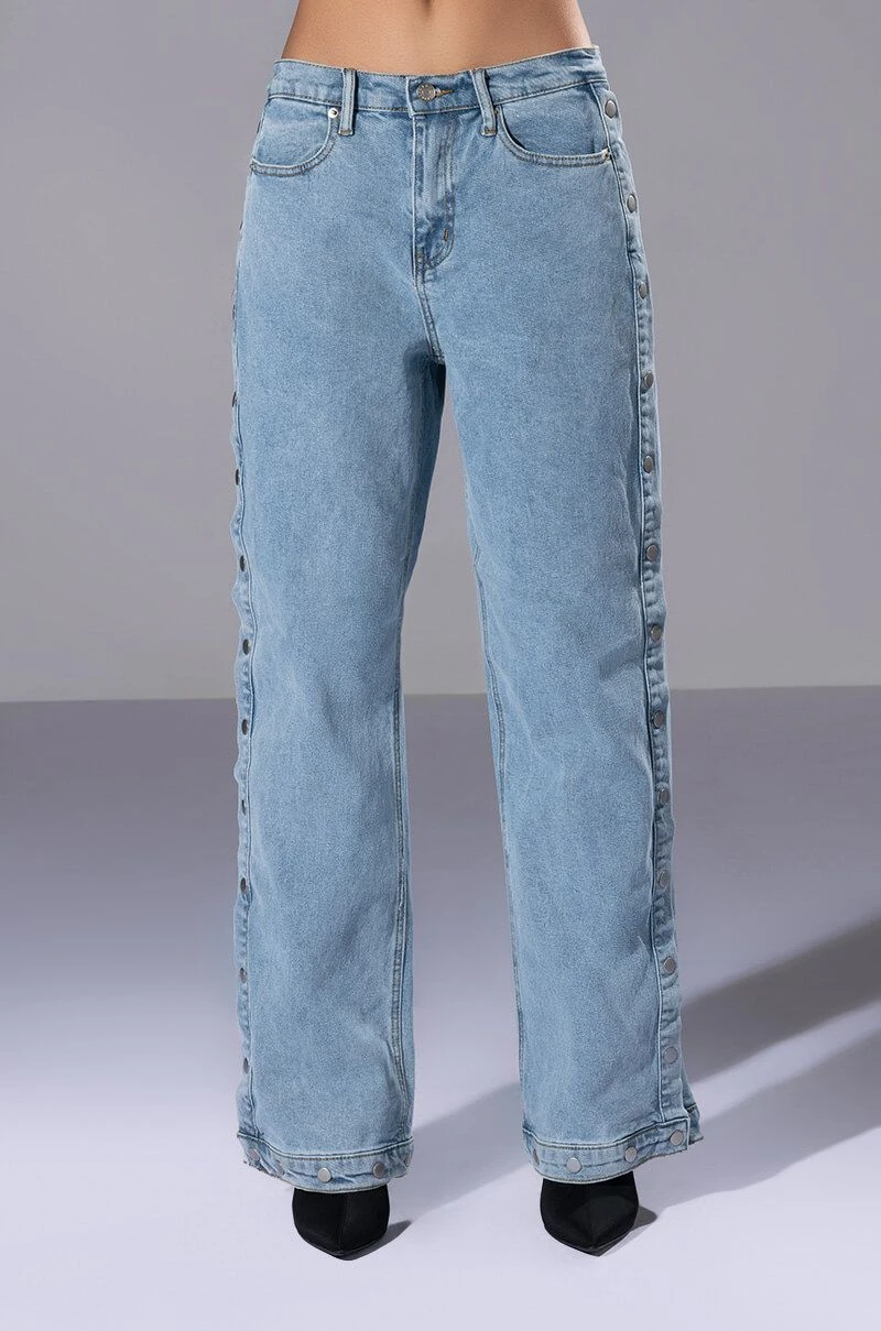 BLESSED MESS SIDE SNAP HIGH RISE JEANS 5 BLESSED MESS SIDE SNAP HIGH RISE JEANS - Image 3