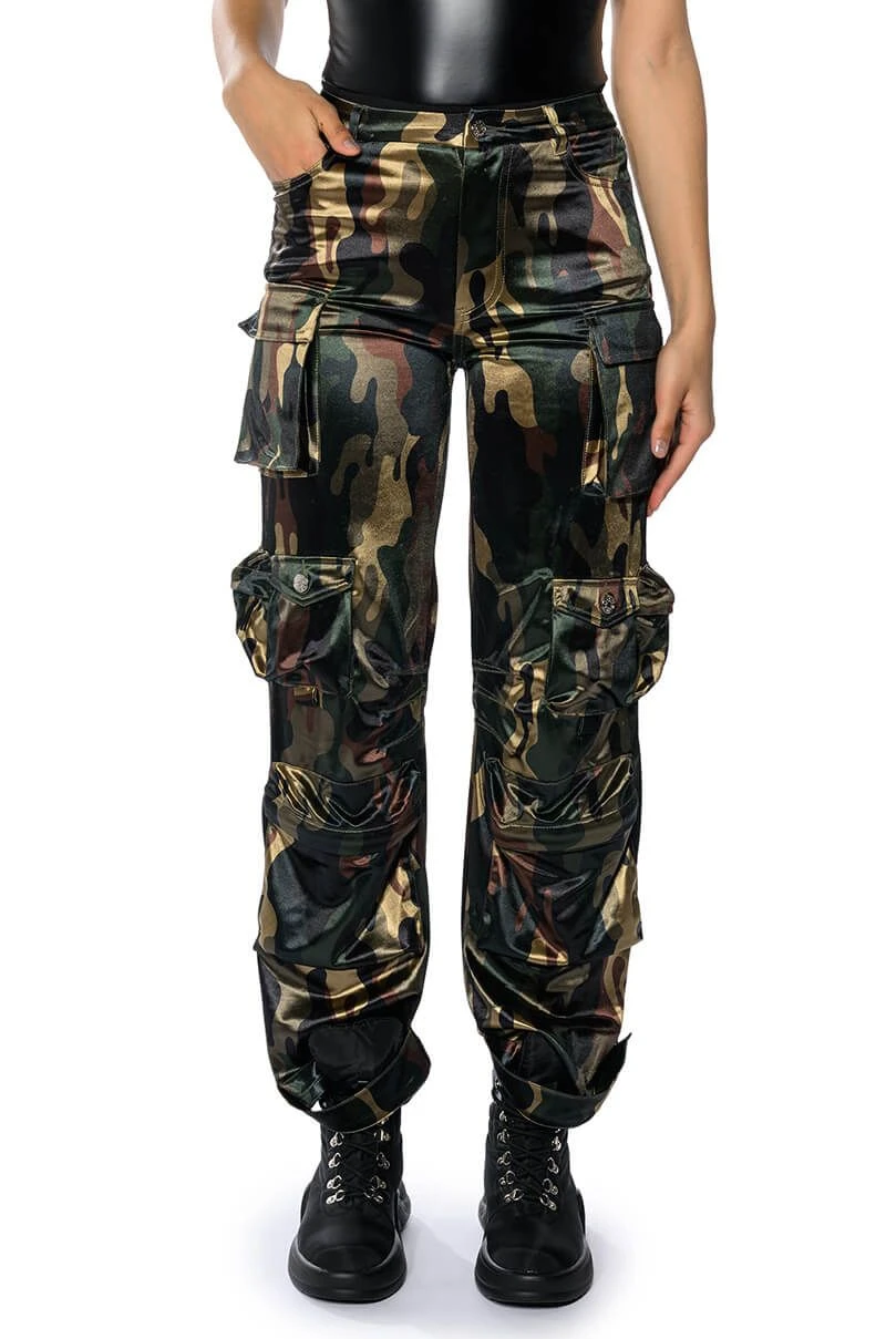 BONNE SOIREE CAMO CARGO PANTS
