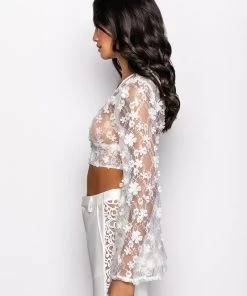 BOUQUET DAYS FLORAL DETAIL CROPPED BLOUSE 12 BOUQUET DAYS FLORAL DETAIL CROPPED BLOUSE -AKIRA pant-shop bouquet days floral detail cropped blouse white 4 4
