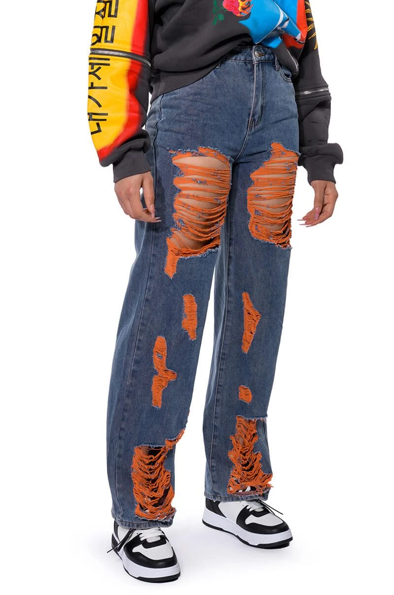 CAREFREE DISTRESSED COLOR RELAXED FIT JEANS - Image 2