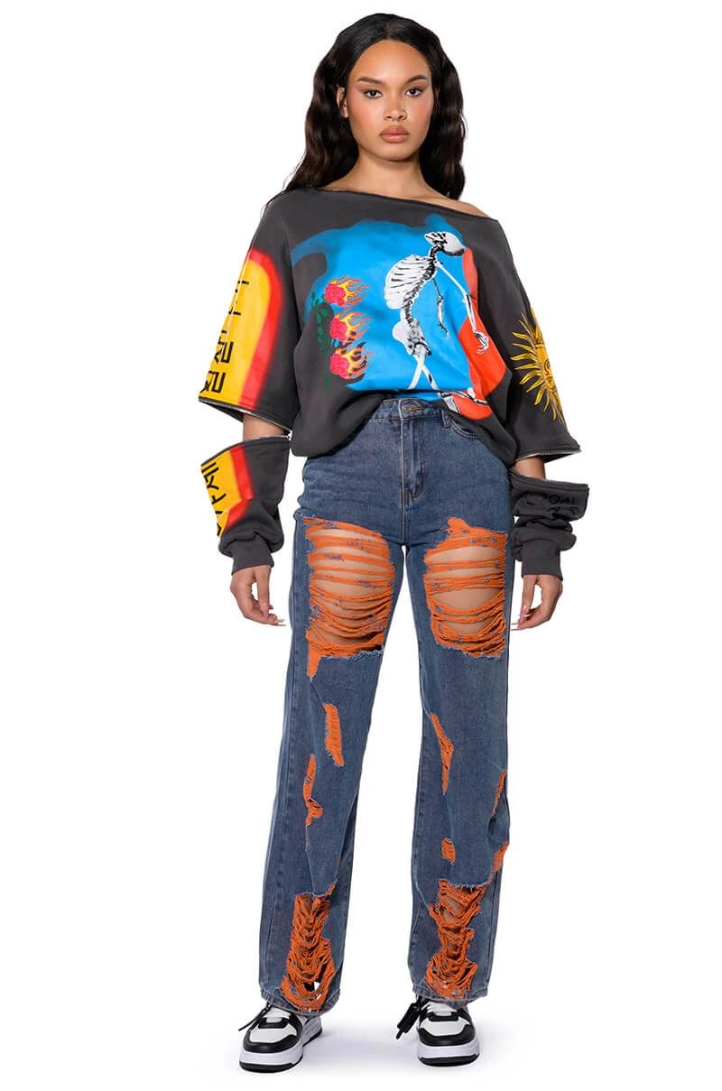 CAREFREE DISTRESSED COLOR RELAXED FIT JEANS - Image 3