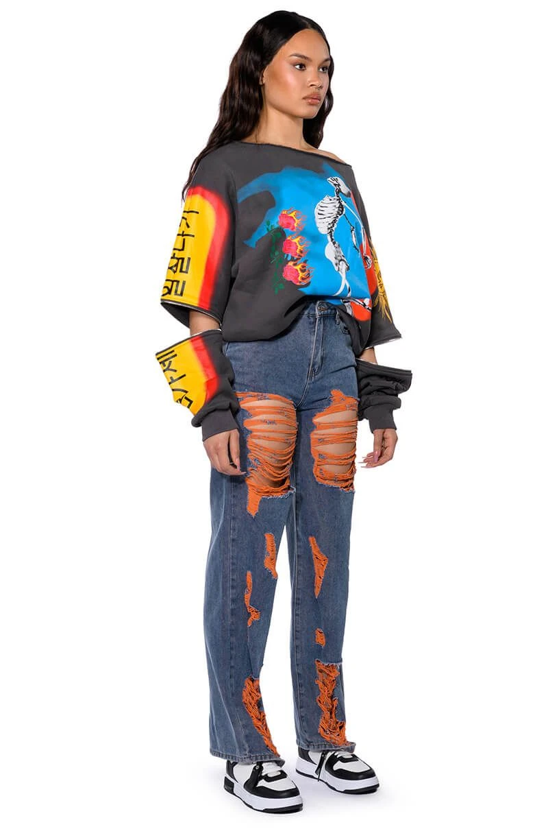 CAREFREE DISTRESSED COLOR RELAXED FIT JEANS - Image 4