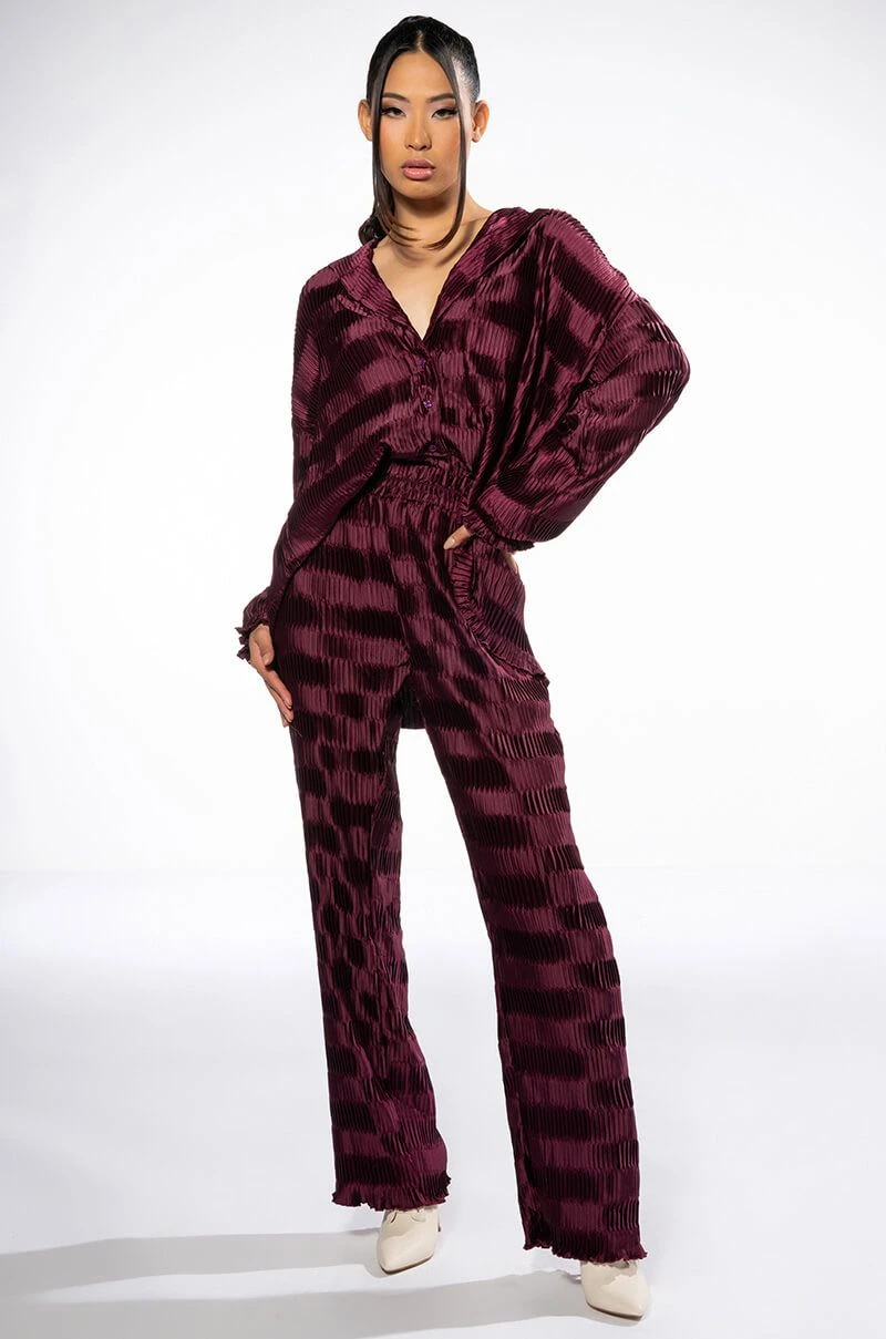 CRINKLE SATIN LONG SLEEVE BUTTON DOWN BLOUSE - Image 2