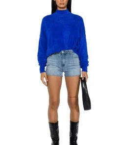 EVERYDAY MID RISE CUT OFF DENIM SHORT -AKIRA pant-shop everyday mid rise cut off denim short light blue 3 3