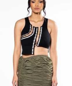 EXPENSIVE TASTE PIN DETAIL TOP 14 EXPENSIVE TASTE PIN DETAIL TOP -AKIRA pant-shop expensive taste pin detail top black 4 4