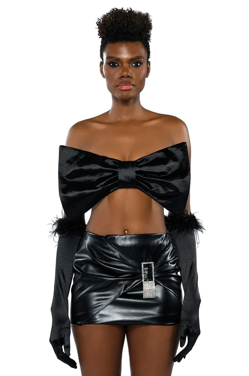 GIFT FOR YOU TUBE TOP AND GLOVES SET - Image 4