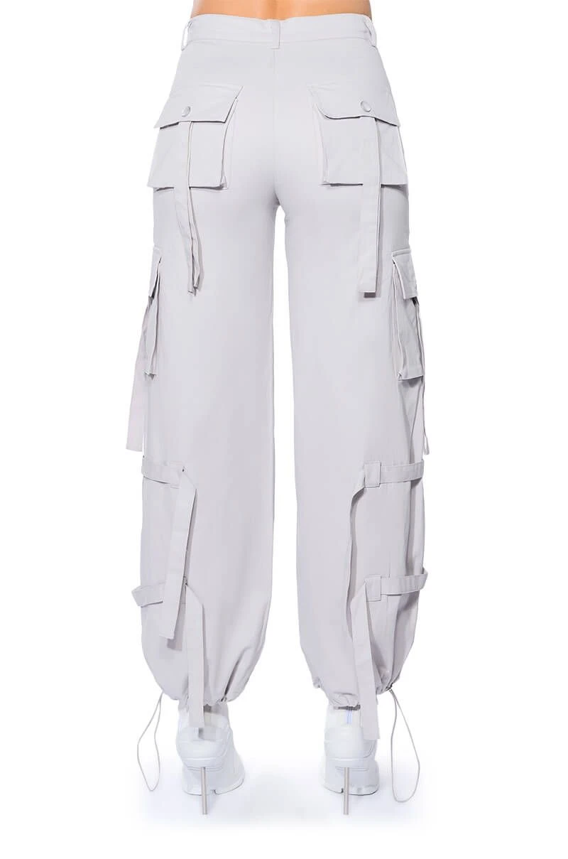 IT IS BACK CARGO PANTS - Image 8