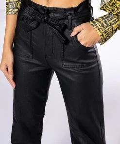 LE CHIC COATED PAPERBAG WAIST STRAIGHT LEG PANT 18 LE CHIC COATED PAPERBAG WAIST STRAIGHT LEG PANT -AKIRA pant-shop le chic coated paperbag waist straight leg pant black 8 8