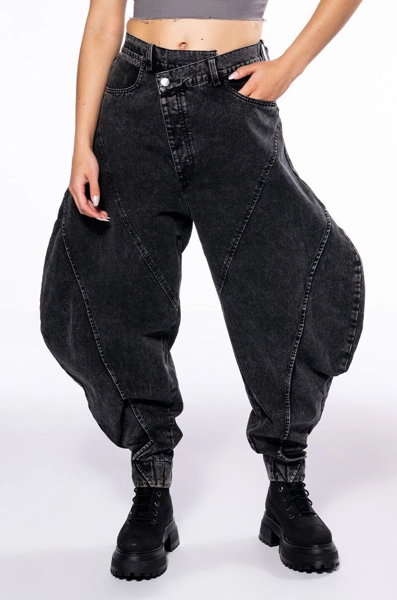 NEW YOU ABSTRACT VOLUME DENIM PANT - Image 2
