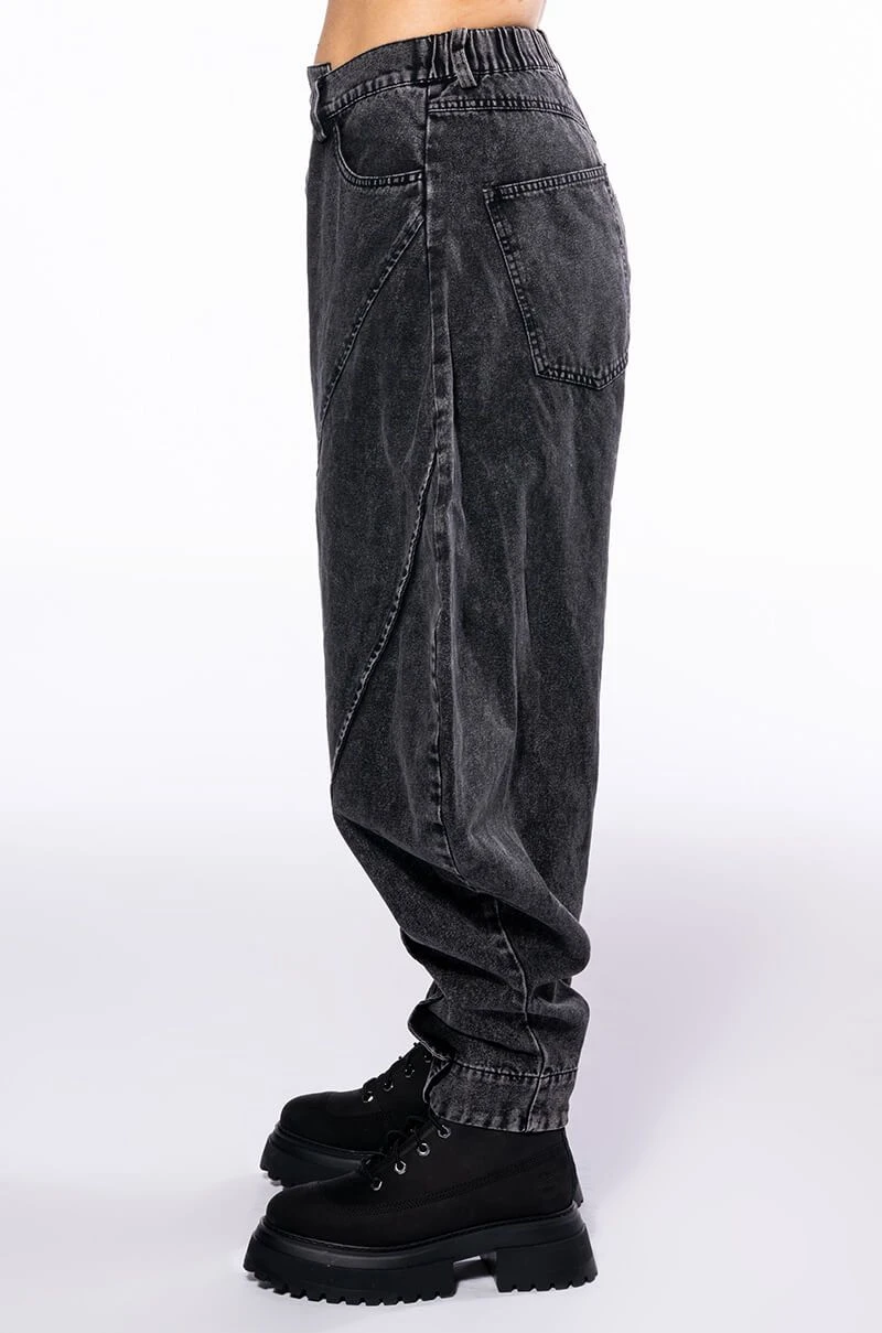 NEW YOU ABSTRACT VOLUME DENIM PANT - Image 5