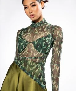 SURVIVOR MESH CAMO BRA AND LONG SLEEVE TOP SET