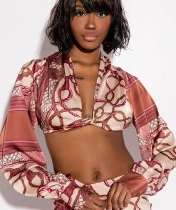 WANT IT I GOT IT ULTRA CROPPED BLOUSE