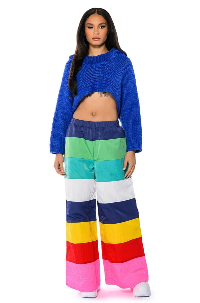 WILLA CROPPED HOODED SWEATER 4 WILLA CROPPED HOODED SWEATER - Image 3